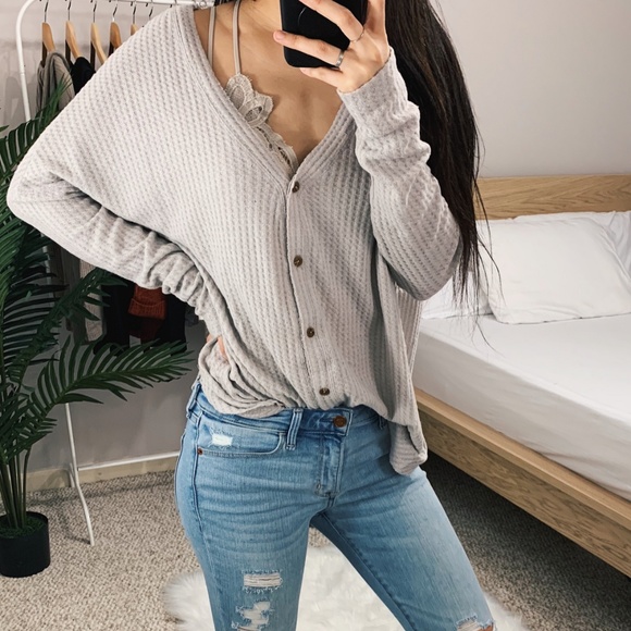 ๐ Vanessa - Lilac Oversized Thermal Top - Picture 6 of 7